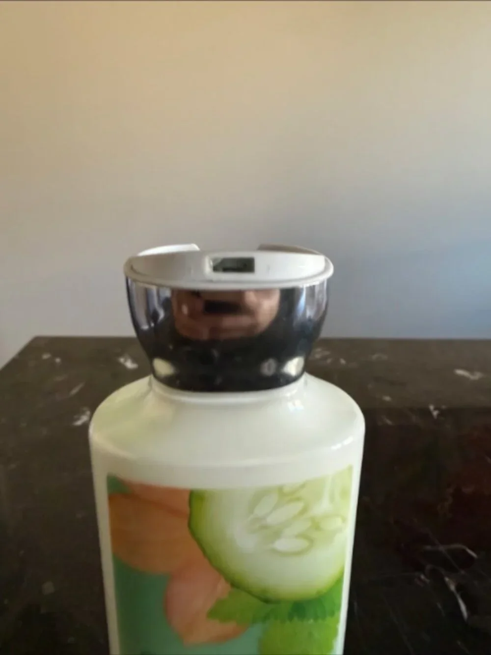 Bath and body works cucumber melon lotion